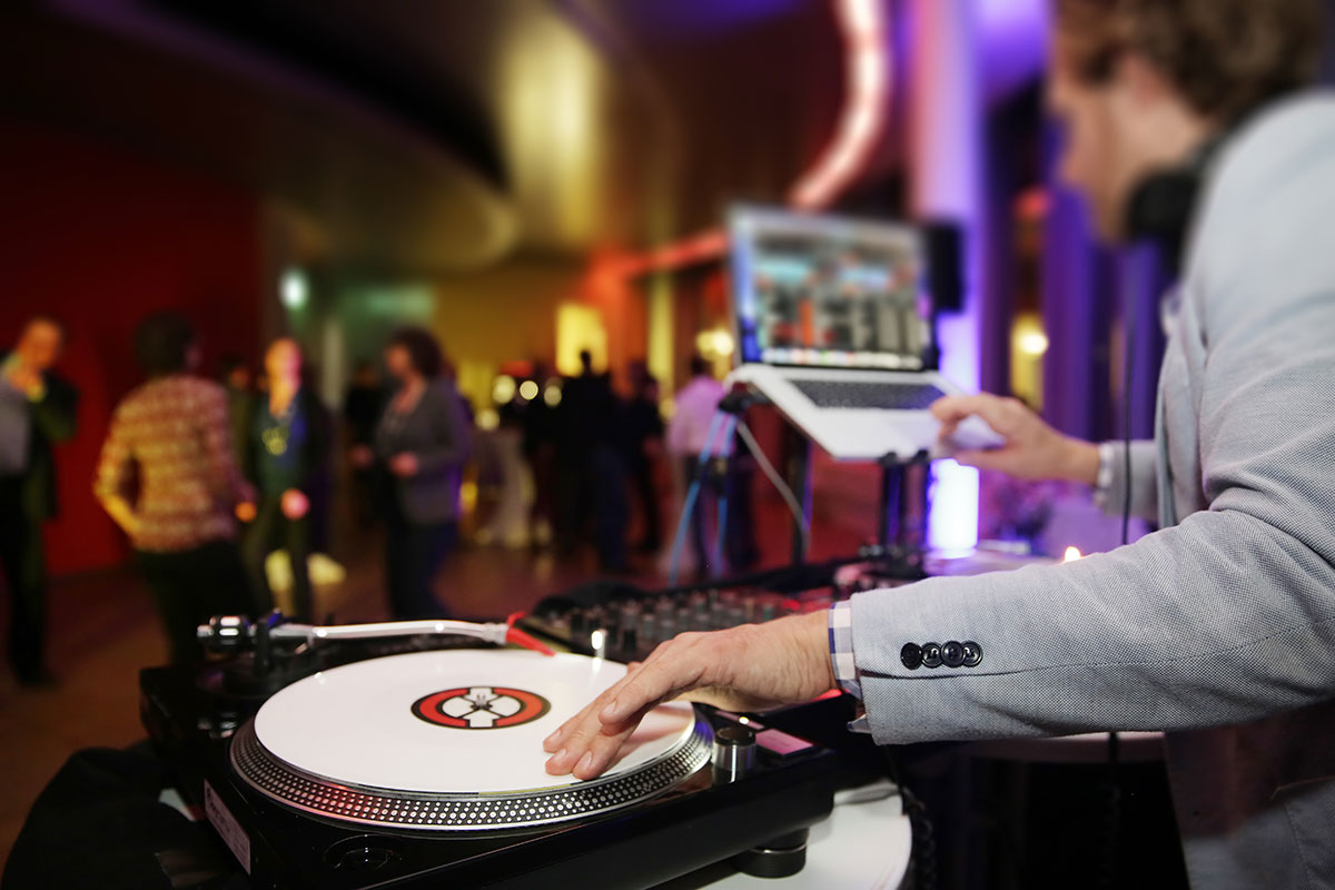 Dj Questionnaire For Weddings Dj Entertainment For All